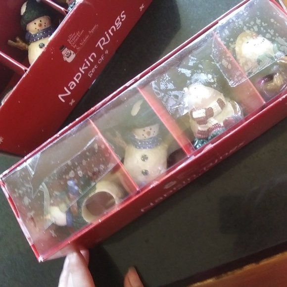 8 St Nicholas Square Napkin Ring Holder - Picture 7 of 13